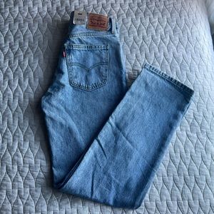 Levi's Low Pro Mid Rise Boyfriend Jeans